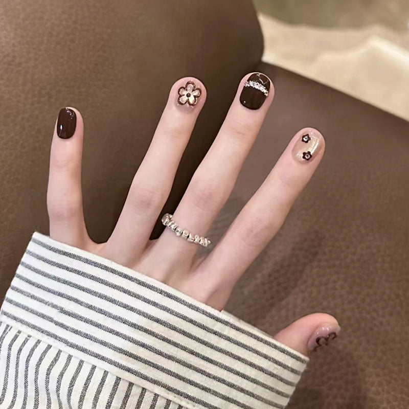 Glamorous Press-On Nail Art Set with Stylish Gemstone Accents Kalsten