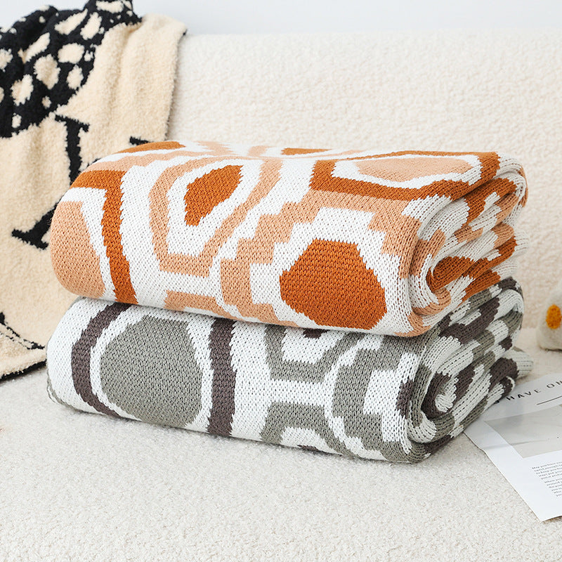 Women's decorative bedspread made of high-quality microfiber with unique design Kalsten