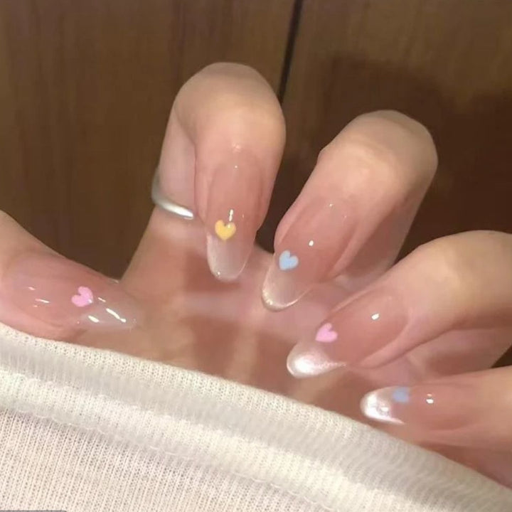 Stylish Heart-Accented Press-On Nail Set Kalsten