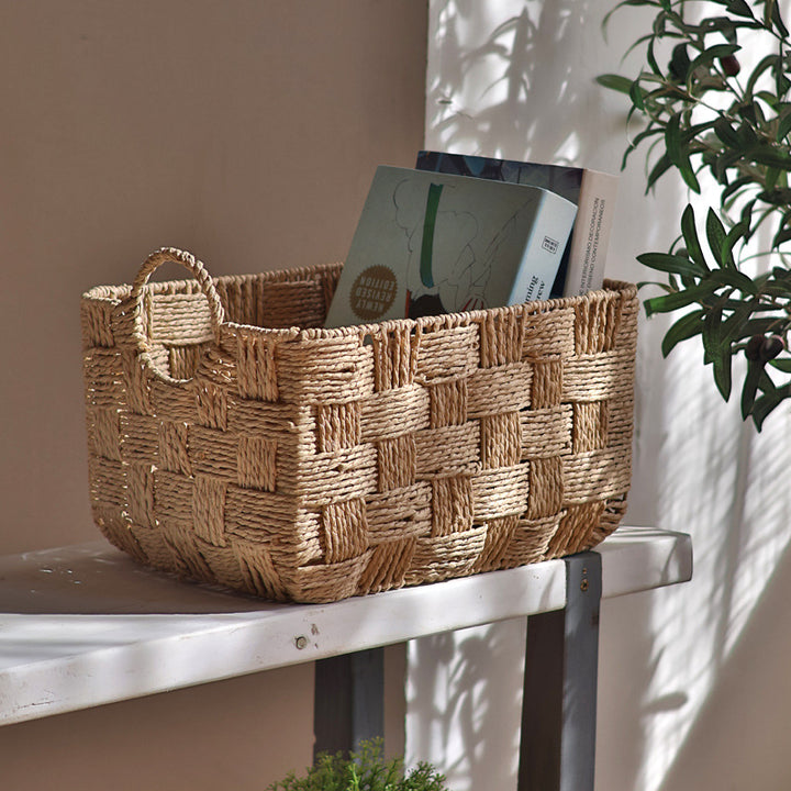 Handmade storage basket with practical handle Kalsten