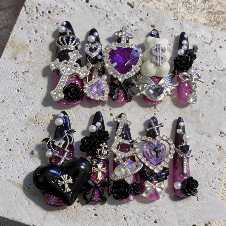 Glamorous Gothic-Themed Press-On Nail Art Set