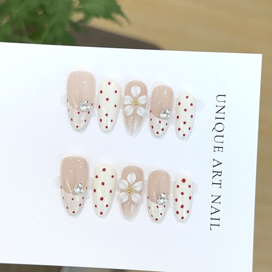 Floral Press-On Nail Art