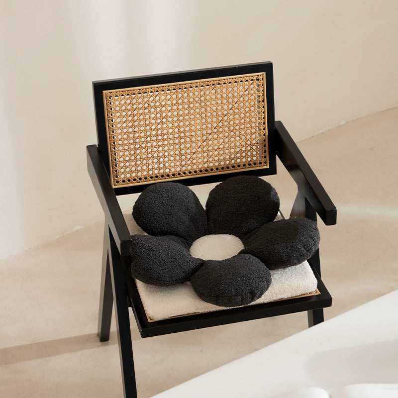 Padded flower seat cushion with teddy plush and ergonomic padding Kalsten