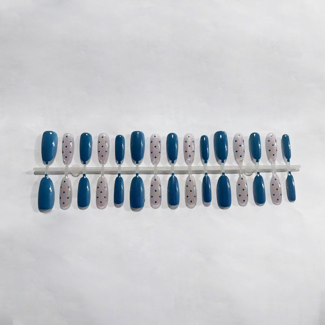 Elegant Press-On Nail Art Set with Jewel Accents Kalsten