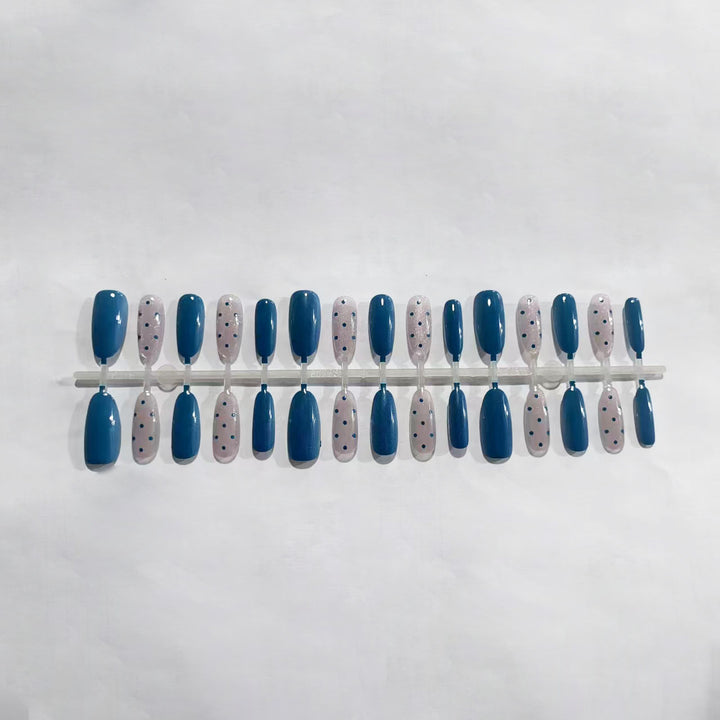 Elegant Press-On Nail Art Set with Jewel Accents Kalsten