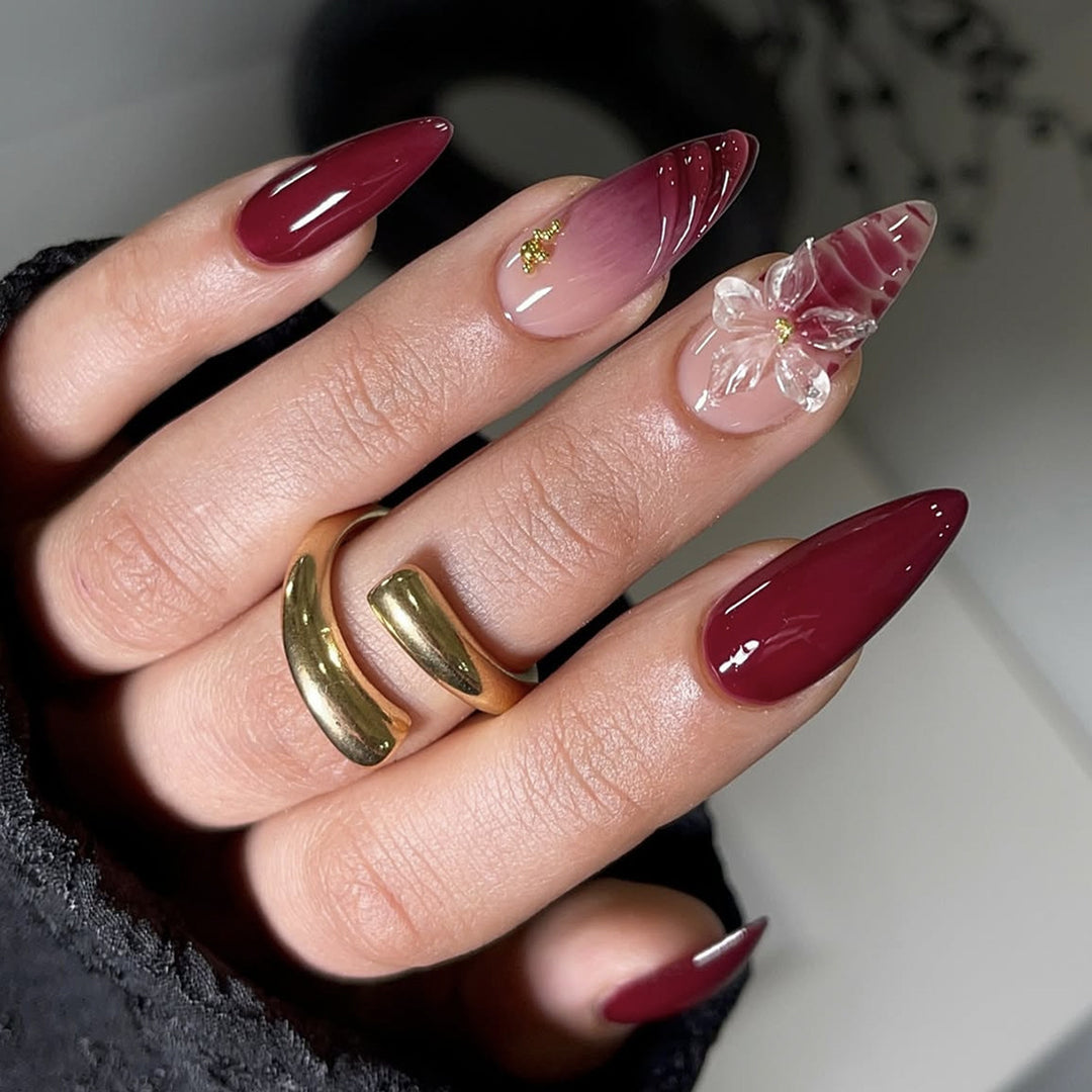 Artificial nail set with modern stiletto design and impressive flower appliqué Kalsten