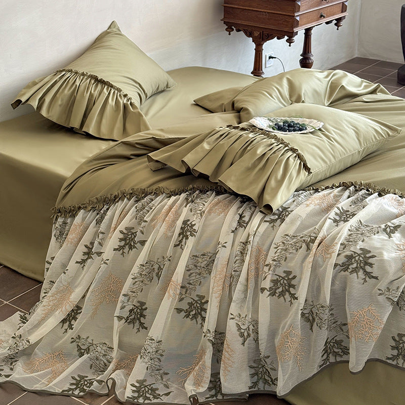 Ruffled bedding set