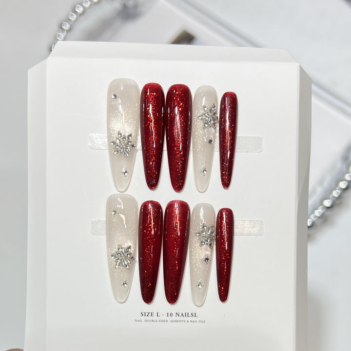 Premium Press-On Nail Art Set with Elegant Heart & Leaf Design Kalsten