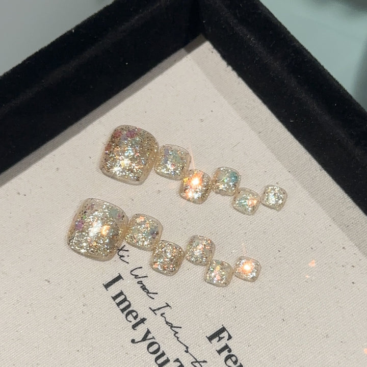 Glamorous Glittering Press-On Nails