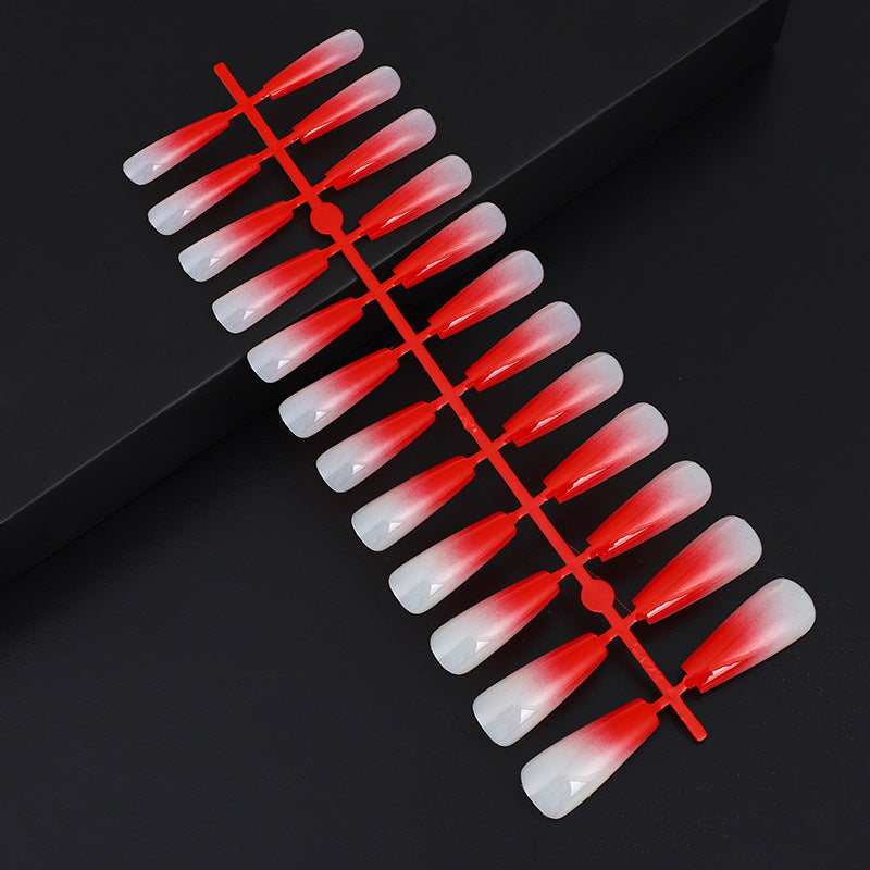Artificial nails in elegant ombre design Kalsten
