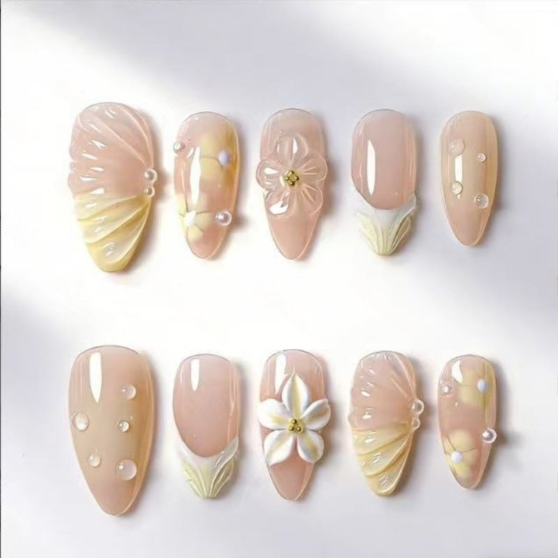 Elegant artificial nails with floral accents Kalsten