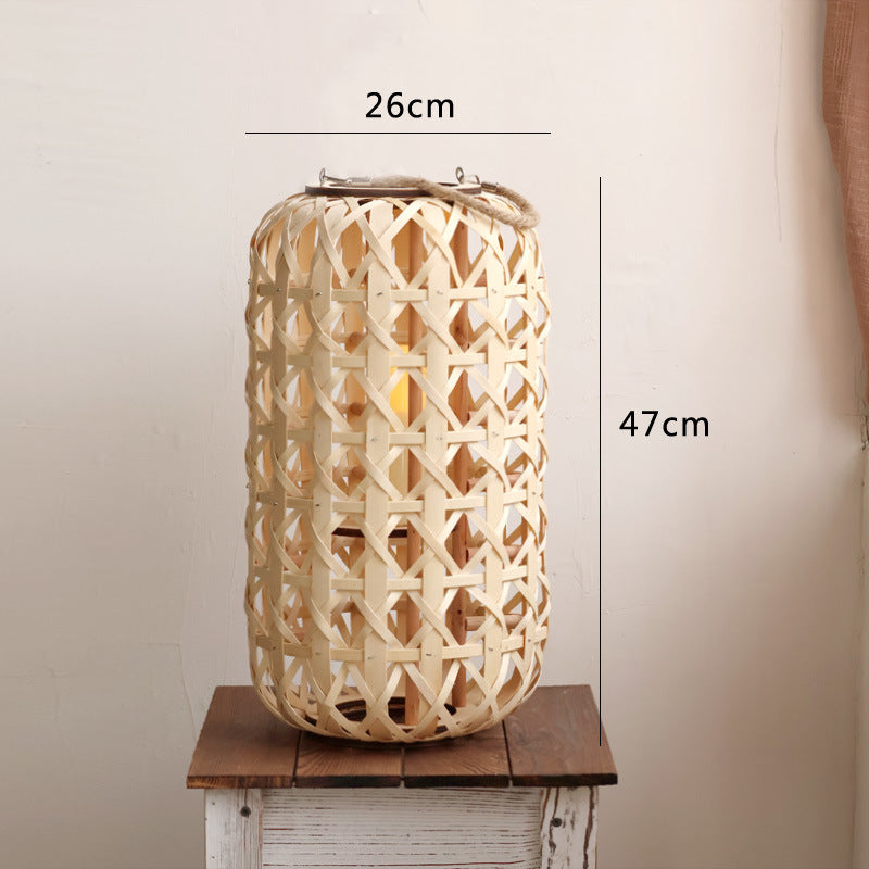 Handcrafted lantern in natural design Kalsten