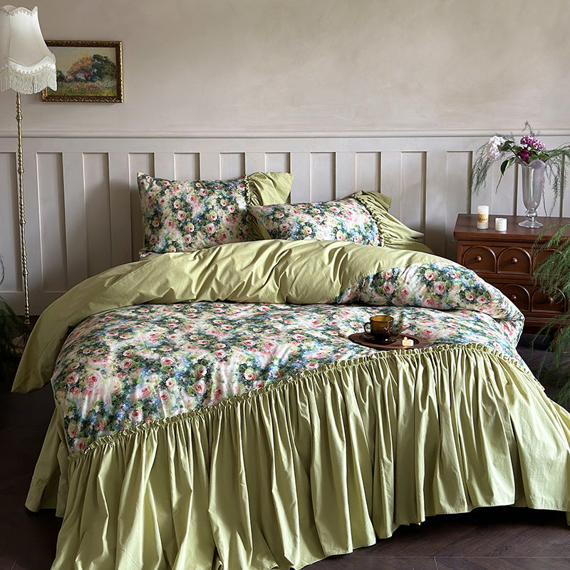 Luxurious cotton bedding set with ruffles, frills and watercolor rose print