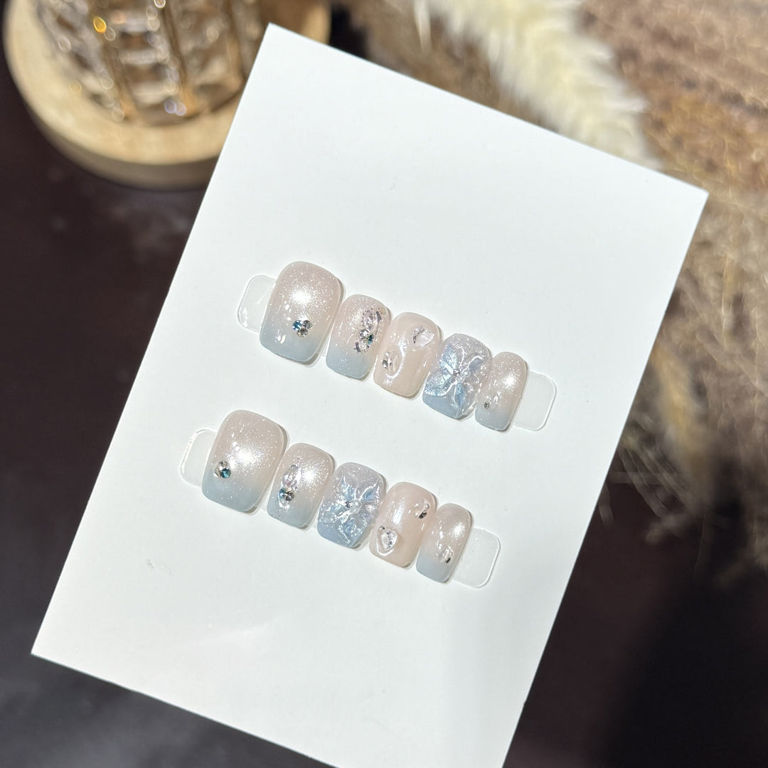 Decorative Press-On Nail Art Set with Crystal Accents Kalsten
