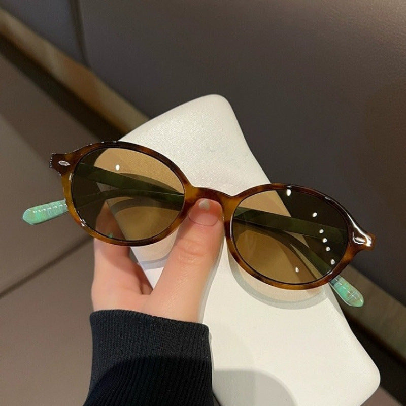 Vintage Oval Frame Sunglasses Kalsten