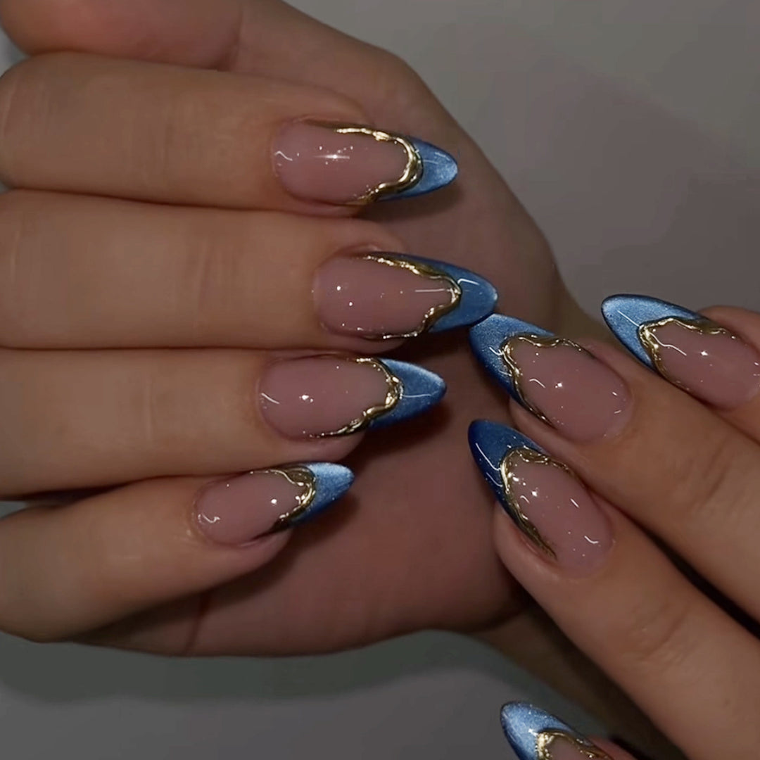 Luxurious Stiletto Nail Art Extensions with Gold Accents Kalsten