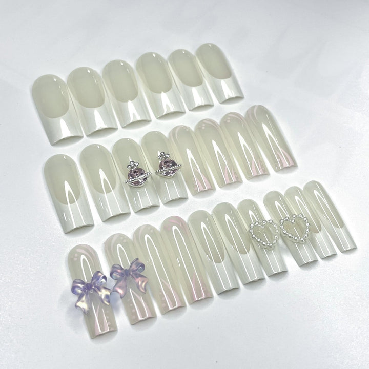 Glamorous 3D Decorated Nail Extensions Kalsten