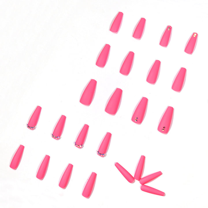 Artificial nail set with matte finish and sparkling rhinestone embellishments Kalsten