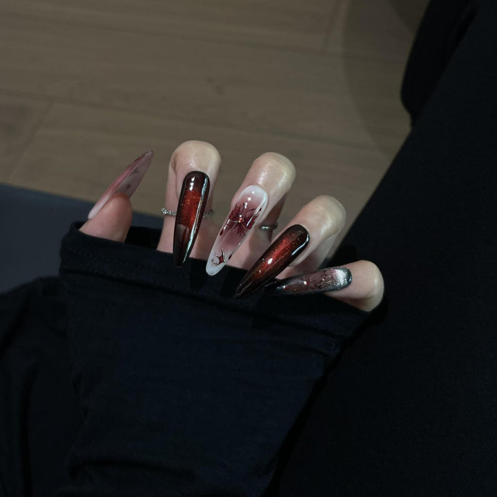 Glamorous Nail Art with Modern Design Kalsten