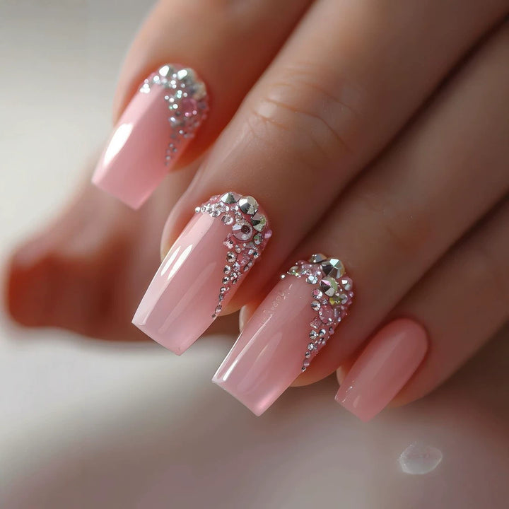 Artificial nail set with glamorous rhinestone embellishments Kalsten