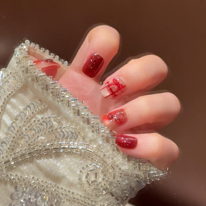 Decorative Press-On Nail Design Set Kalsten