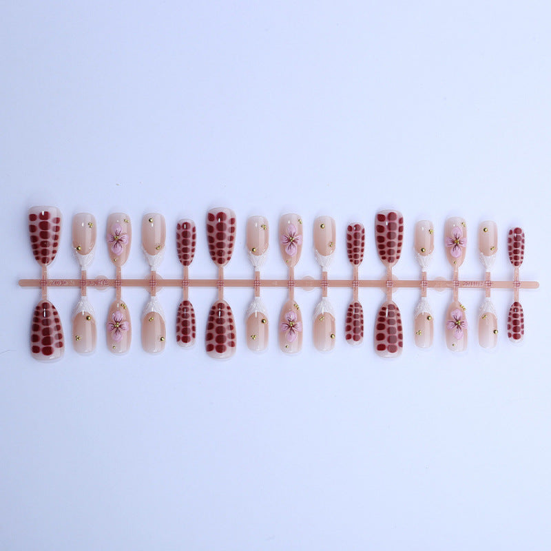 Elegant Floral-Embossed Press-On Nail Art Set