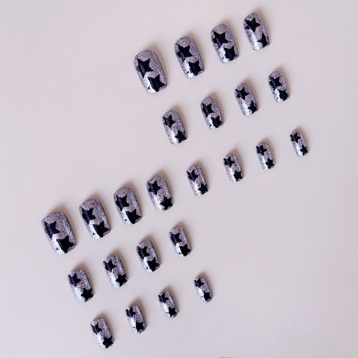 Artificial nail set with glamorous rhinestone embellishments and star motifs Kalsten