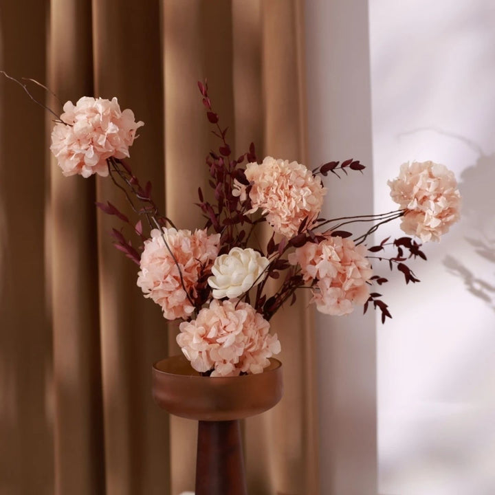Artistic Floral Sculpture