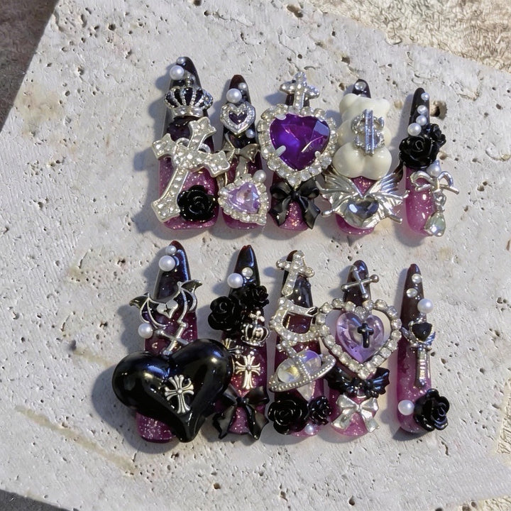 Glamorous Gothic-Themed Press-On Nail Art Set