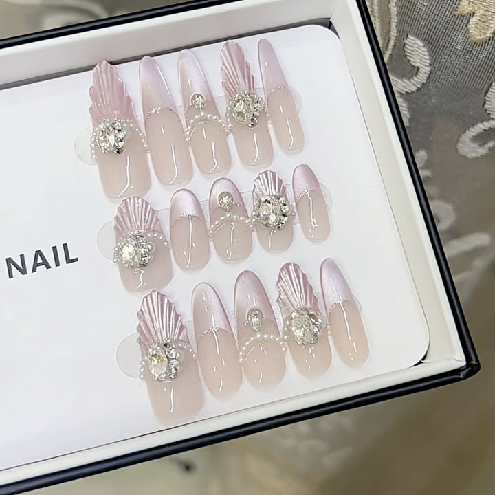 3D Decorative Press-On Nail Set Kalsten