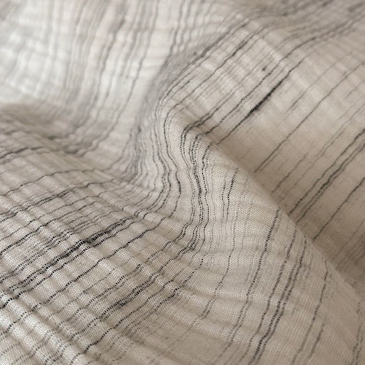 Quilt and pillow set made of breathable cotton-linen