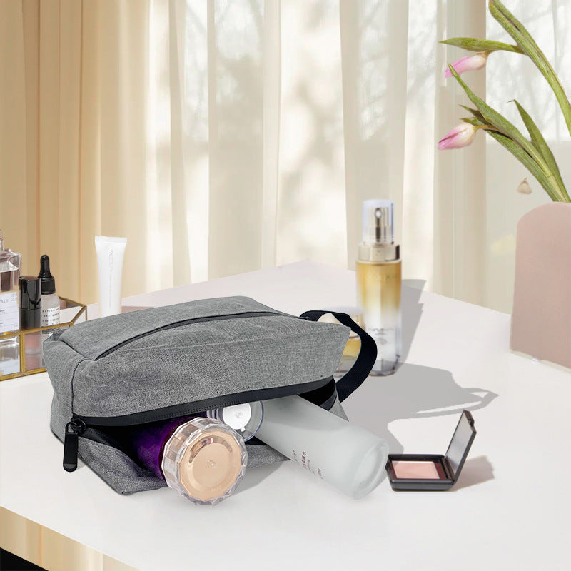 Cosmetic bag with sturdy zipper Kalsten