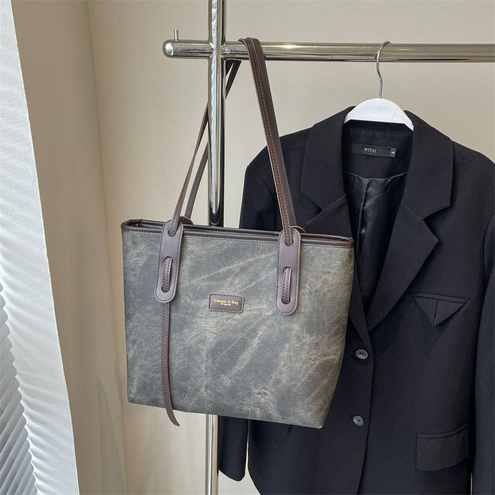 Fashionable Structured Tote Kalsten