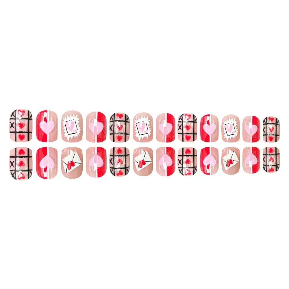 Artificial nail set with romantic heart and envelope motifs Kalsten