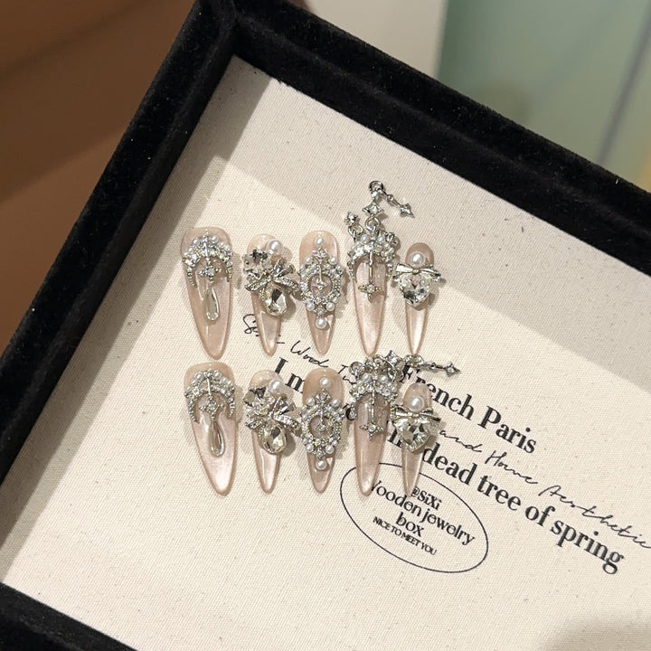 Elegant Rhinestone-Decorated Press-On Nail Set