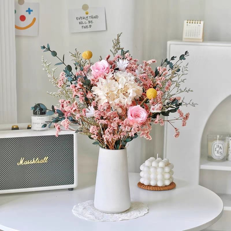 Dried Floral Décor Arrangement