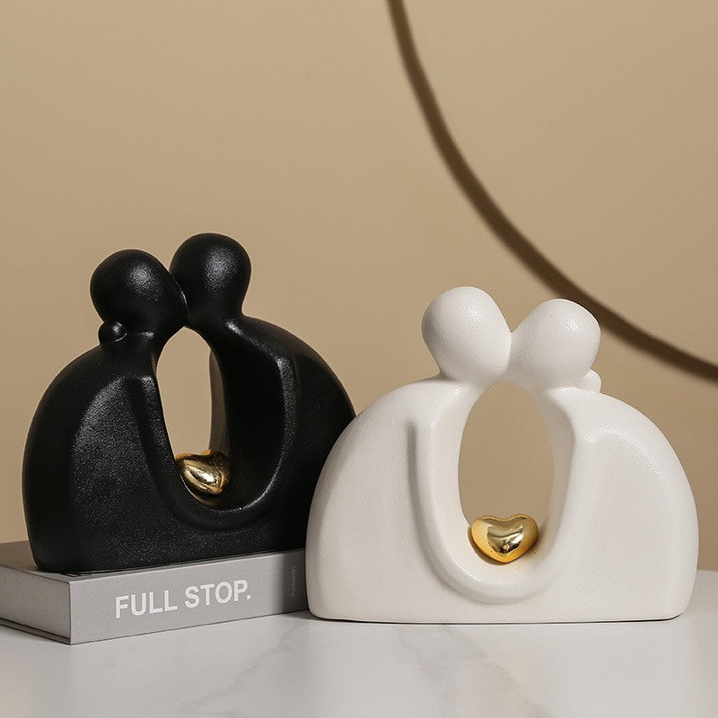 Modern Family Sculpture Kalsten