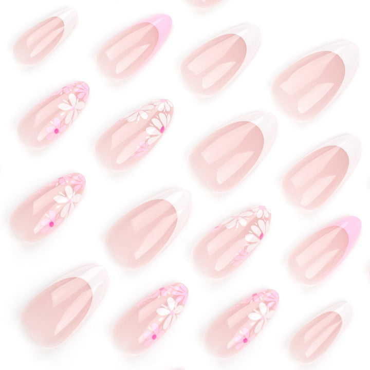 Artful Nail Art with Floral Accents Kalsten
