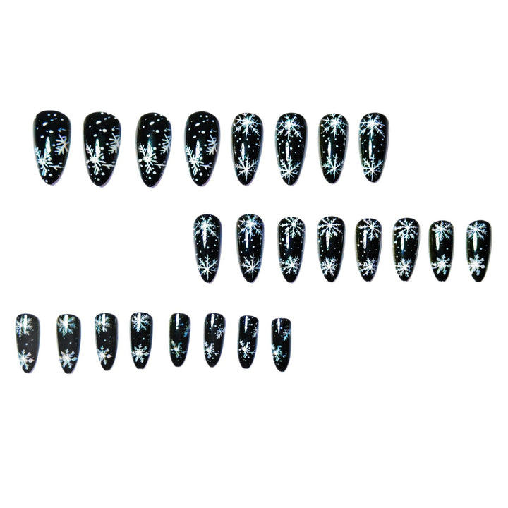 Artificial nails in winter snowflake design Kalsten