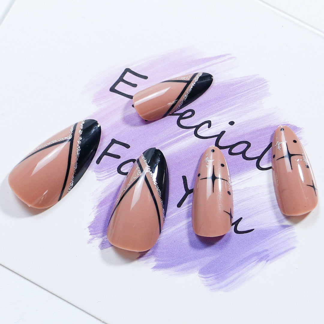 Elegant Press-On Nail Art Design Kalsten