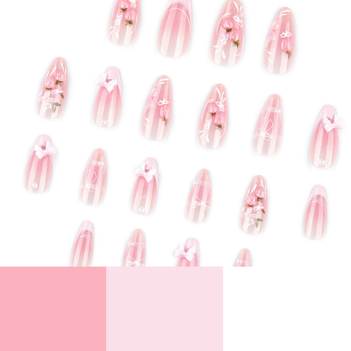 Artistic Nail Extensions with Floral Design Kalsten