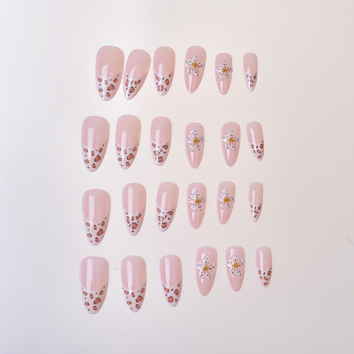 Artistic Floral-Embossed Press-On Nails Kalsten