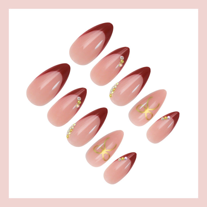Artificial nail set with elegant decorations and shiny accents Kalsten
