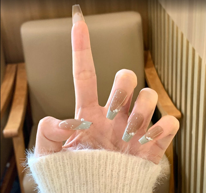 Artistic Press-On Nail Set with Star Motifs Kalsten