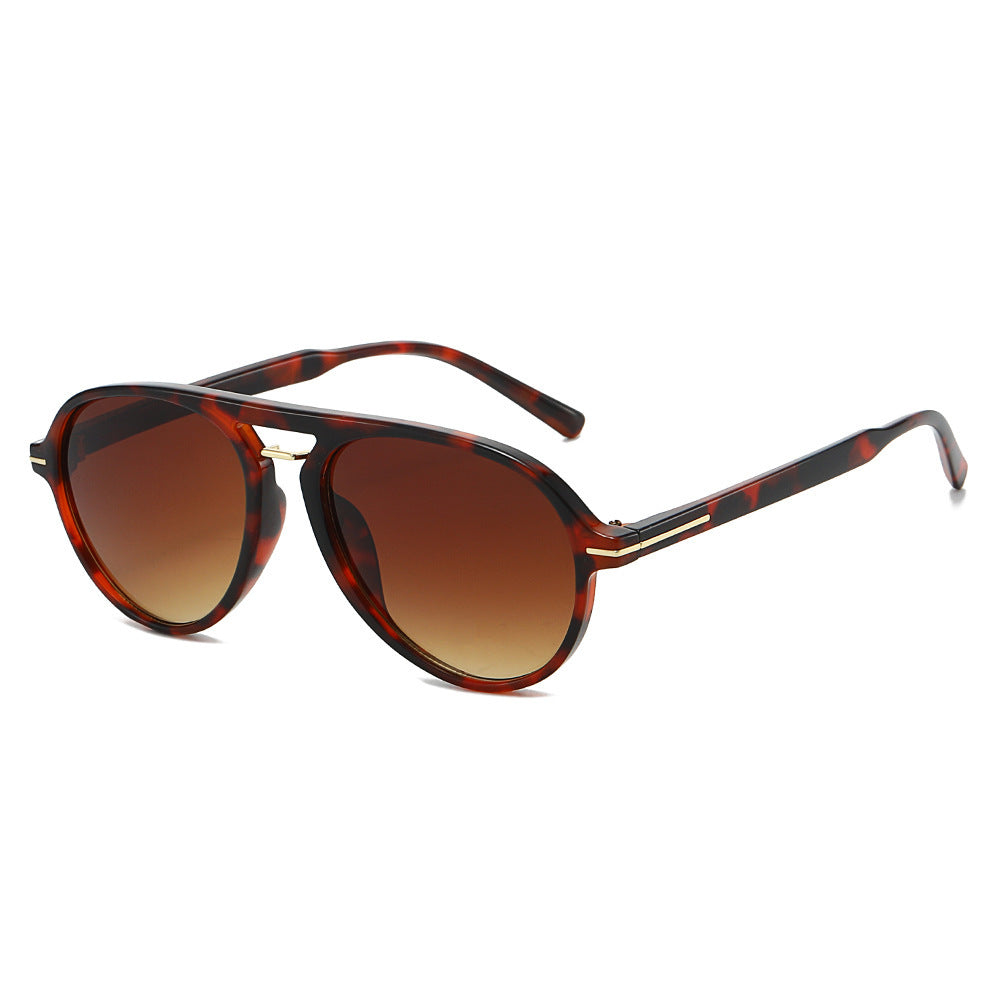 Fashion-Forward Shield Sunglasses Kalsten