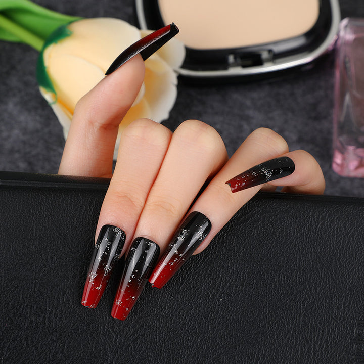 Elegant artificial nails with gold accents Kalsten