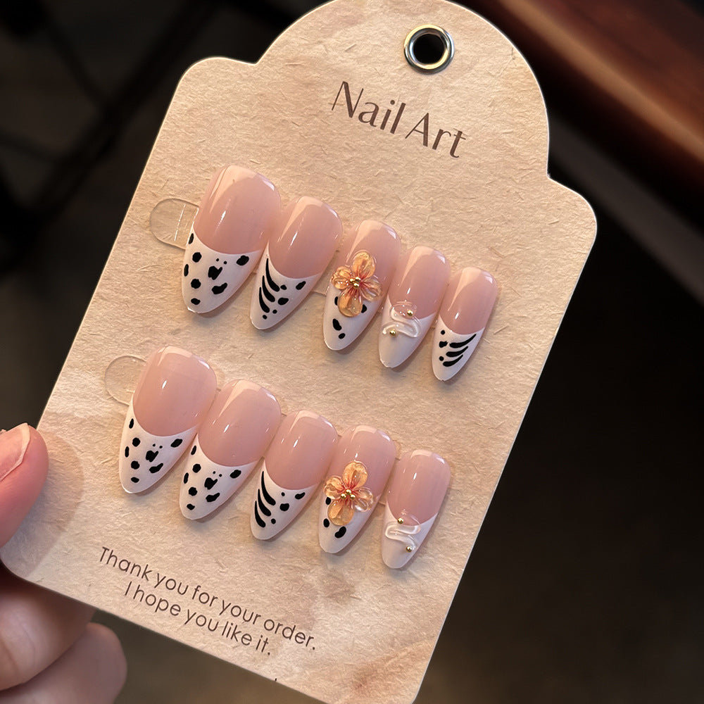 Artistic Flower-Embellished Press-On Nails Kalsten