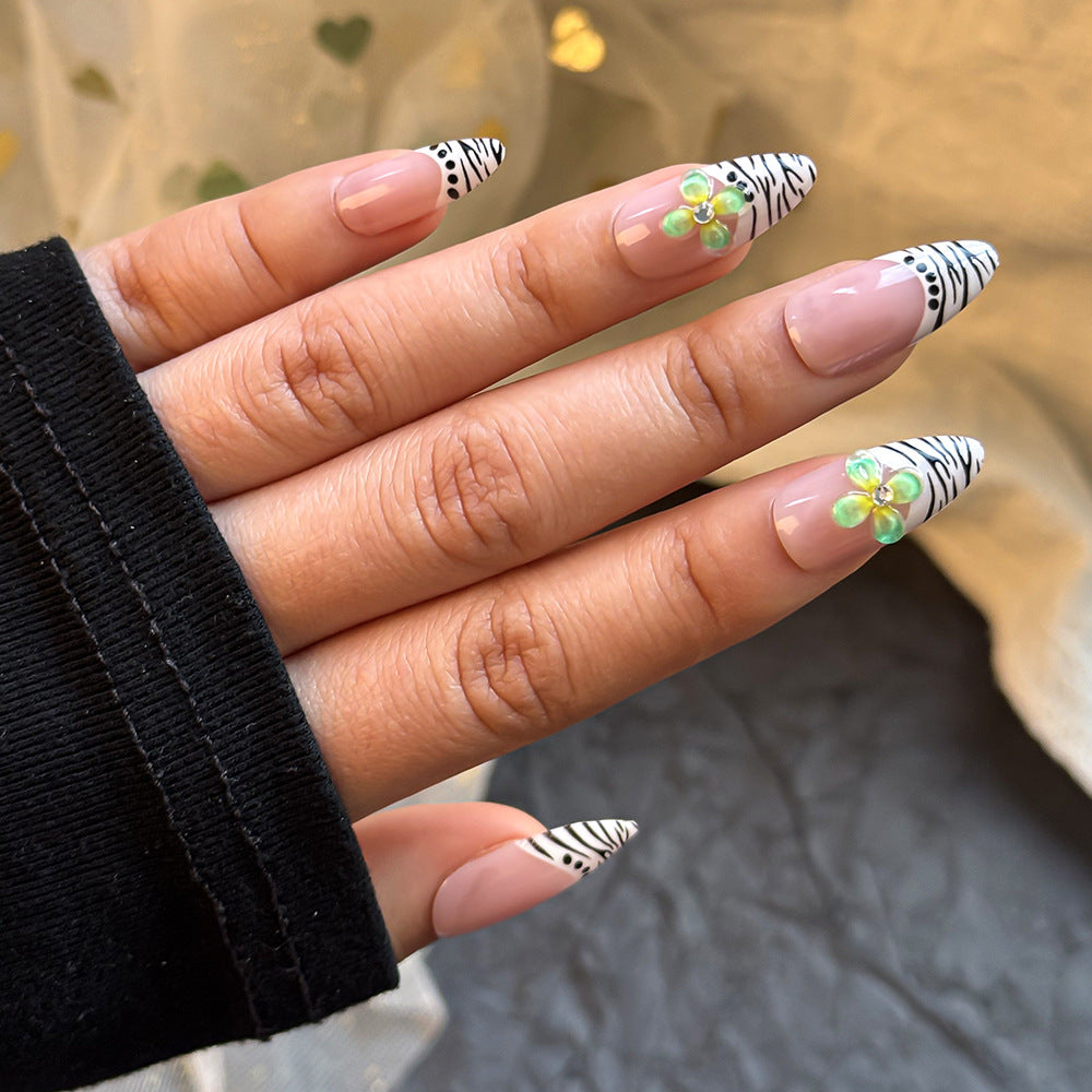 Artistic Nail Decoration Set Kalsten