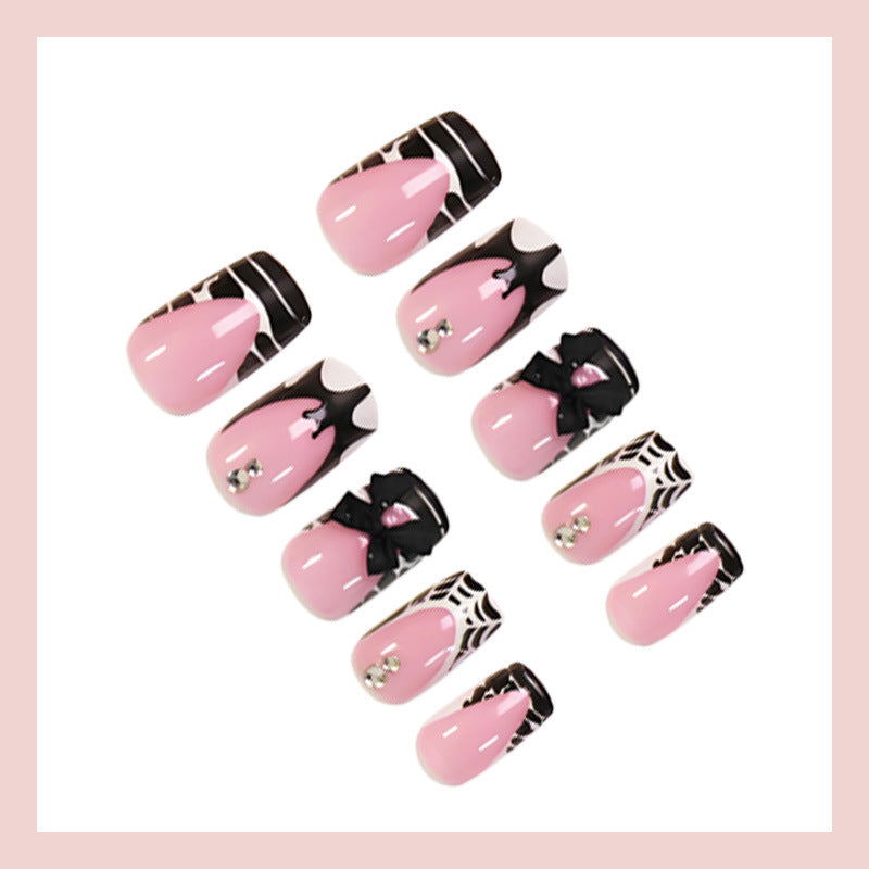 Halloween Fake Nail Set with Playful Spider Design Kalsten