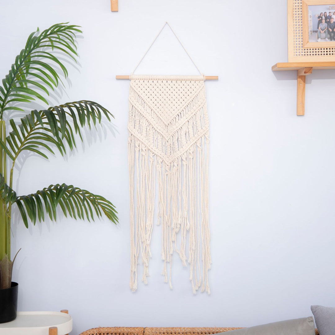 Macrame Wall Hanging with Elegant Fringe Look Kalsten
